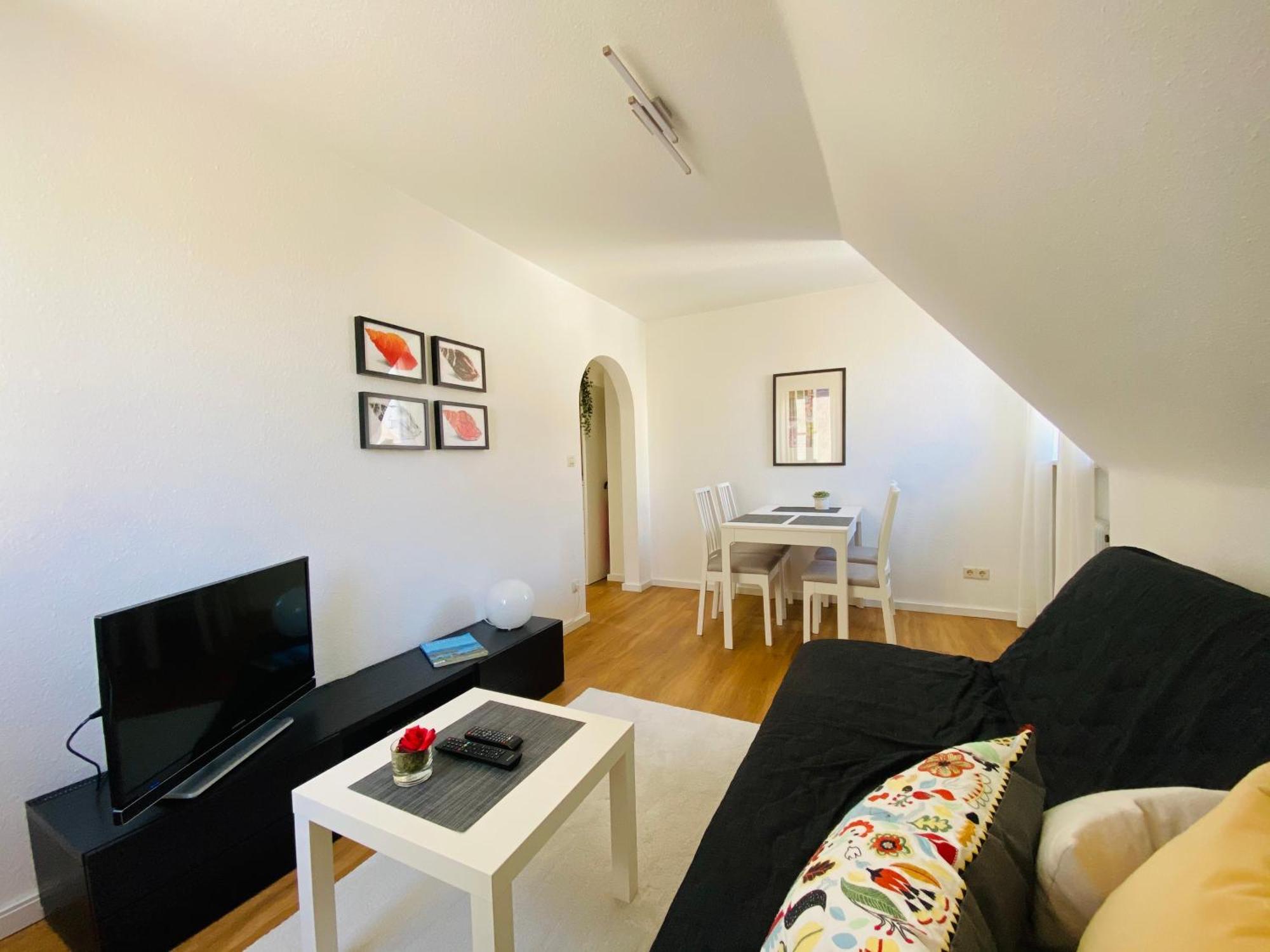 Komfort-City-Appartment Friedrichshafen Bagian luar foto